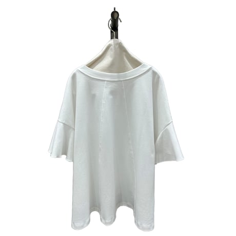 3/30 Instalive　ayane 2026 Mid Summer　ラッフルスリーブフレアTシャツ　836617