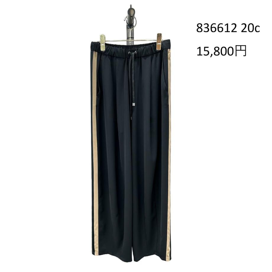 69b277a25ddc5d5d9cf6b283