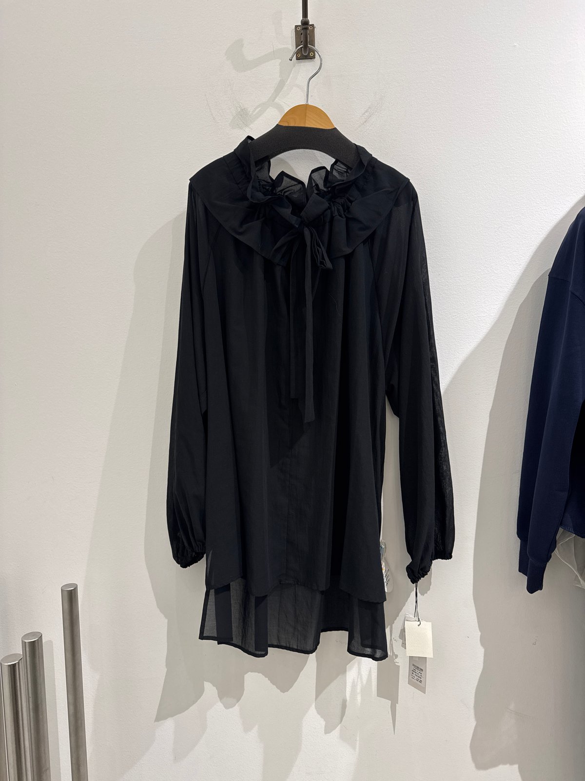 ♥ENFÖLD♥エンフォルド♥ブラックフリルチュニック極美品38 フリルネックチュニックブラウス | Z i Z e growth