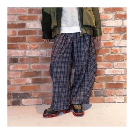 4/25 Instalive　AULA AILA　2026FW　WIDE COCOON PANTS　1263-06031