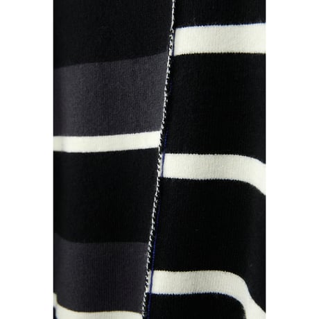 4/25 Instalive　AULA AILA　2026FW　COMBINATION GAUGE BORDER KNIT　1263-09040