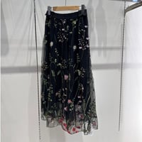7/19、6/21、4/28 Instalive 2026ss  シアー刺繍スカート　6880604003