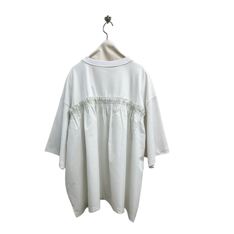 Instalive ayane 2026 summer ドッキングバックギャザーTシャツ　826517