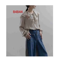 5/25　Instalive　Eimee Law 2026 PreAutumn　フリルカラー割繊サテンBL　84844
