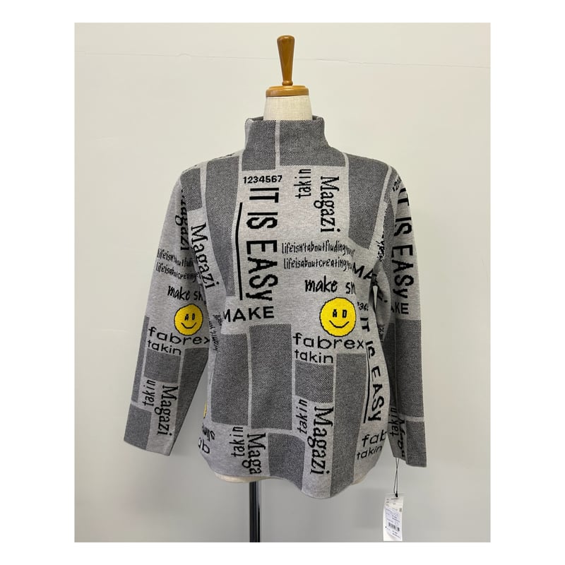 11/18 Instalive にこちゃんセーター 80190511005 | Z i Z e