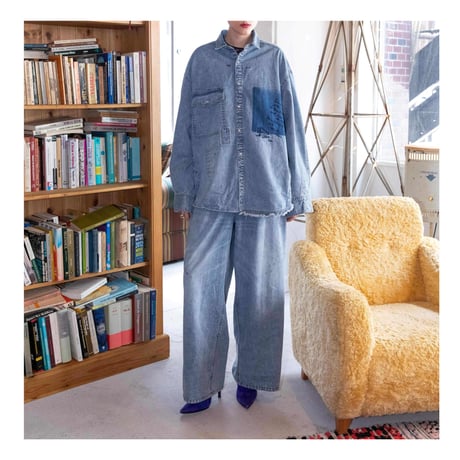 4/25 Instalive　AULA AILA　2026FW　GRAFFITI DENIM SHIRT　1263-04001