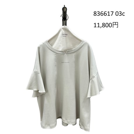 3/30 Instalive　ayane 2026 Mid Summer　ラッフルスリーブフレアTシャツ　836617