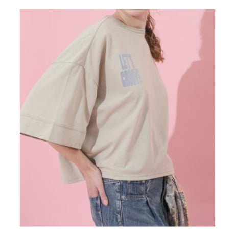 4/9 Instalive　akane　2026ss　ショート丈Tシャツ　26168-1965J-G