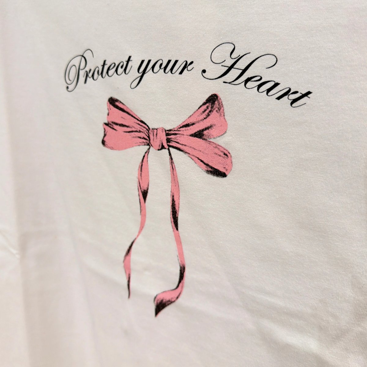 5/9Instalive 2026ss リボンプリントTシャツ 9080604042 | Z