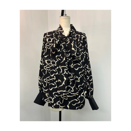 frankygrow MINORITY BROUSE ブラックブラウス CATEGORY ブラウス | Z i Z e growth