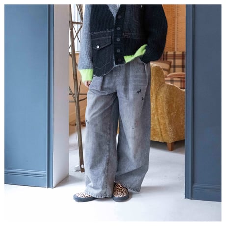 4/25 Instalive　AULA AILA　2026FW　GRAFFITI DENIM PANTS　1263-06003