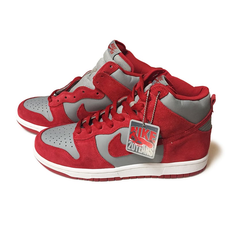 NIKE DUNK HIGH PRO SB - BE TRUE TO YOUR SCHOOL 