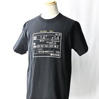 暗すぎTシャツ（D500）