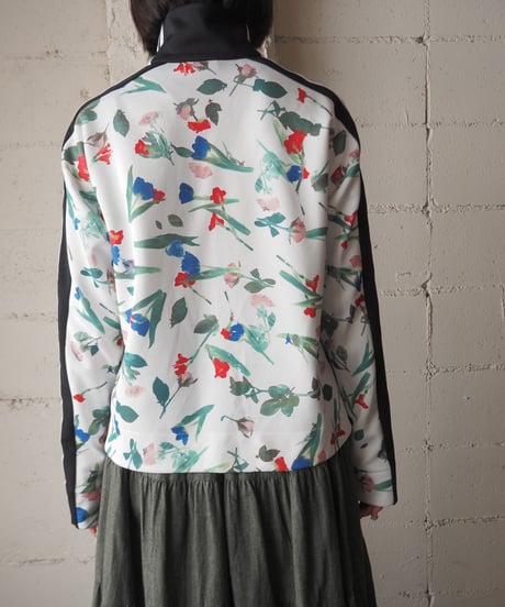 adidas Cropped Flower Print Track Jacket BKWH