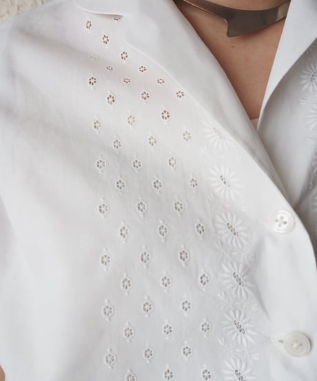1960’s EURO Open Collar Cutwork WH