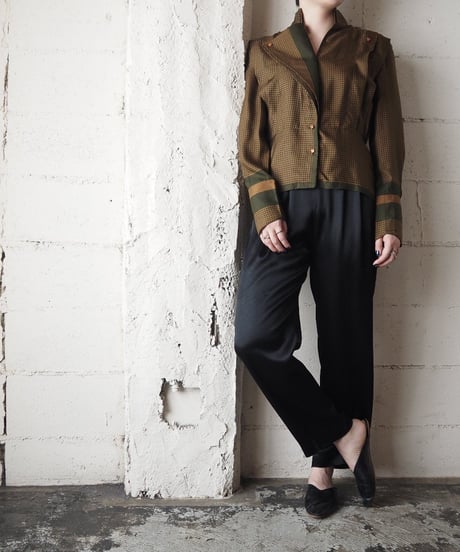 Back Horseprint Asymmetric Shirt BR