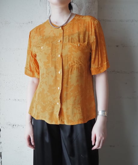 Sheer Floral Collarless Shirt OR