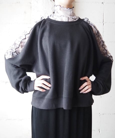 Remake Cut Out Shoulder Short Sweat BK