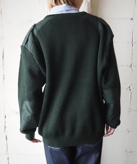 Remake Cutout Big Command Knit KA