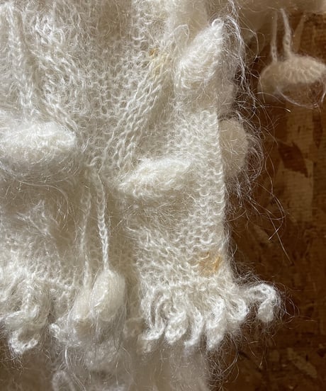 Looped Design Low Gauge Knit WH