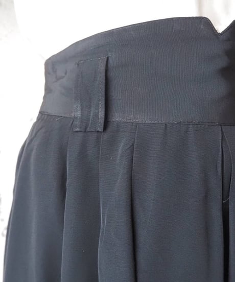 Short Tuck Skants BK