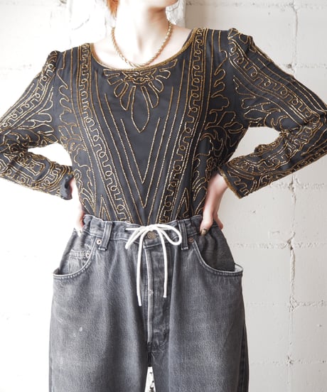 Beads Embroidery Tops BKGD