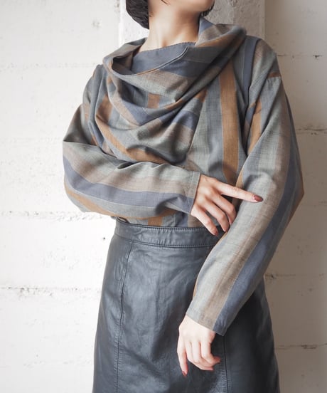 Neck Design Stripe Blouse GRBR