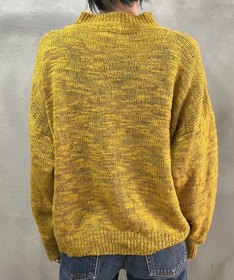 Many Button Mock Neck Knit YE