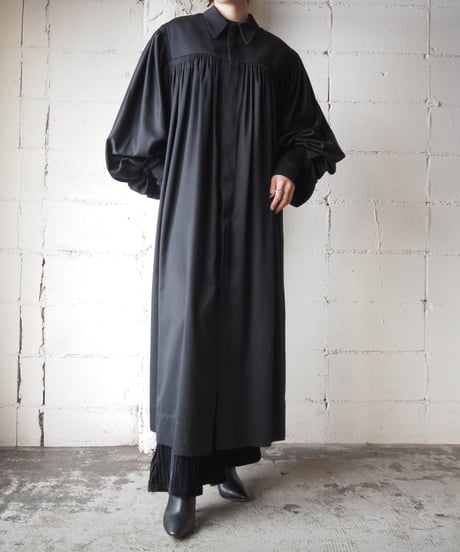 Remake Long Rib Gather Coat BK
