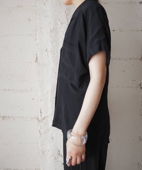 Open collar plain shirts BK