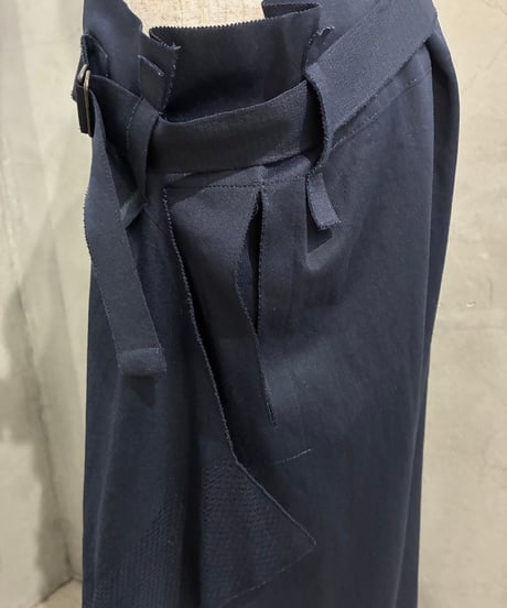 1325. ISSEY  MIYAKE Side Belted Wide Pants NV