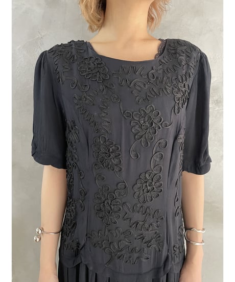 Embroidery Pleats Design Dress BK