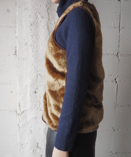 Barbour Zip Up Boa Liner Vest BR