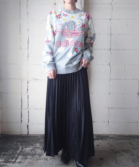 adidas PHARRELL WILLIAMS Flower Embroidery Sweat GR