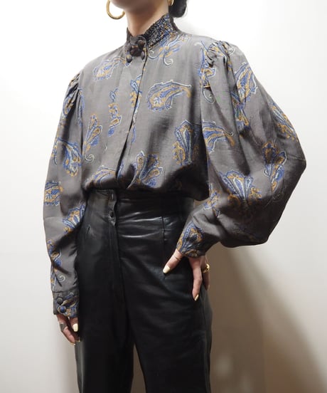 Shirring Collar Paisley Blouse KAGR