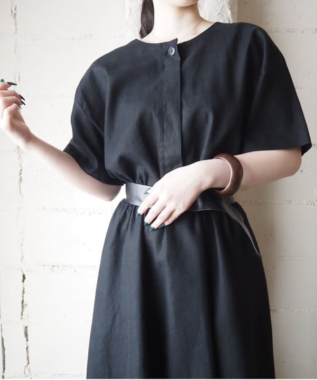 Collarless Flared Dress BK