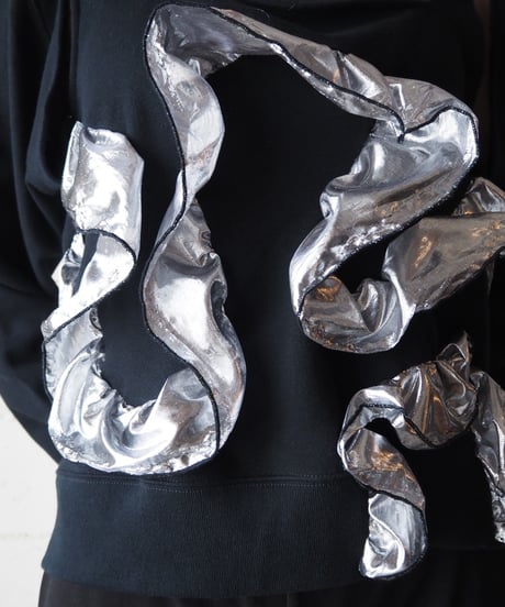 REMAKE Slashed×Metalic Frill Sweat BKSV