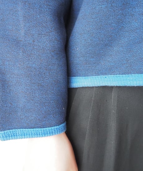Crew Neck Switching Sweatshirt BL