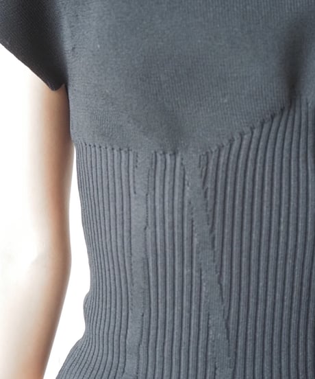 Power Shoulder Mockneck French Sleeve Knit BK