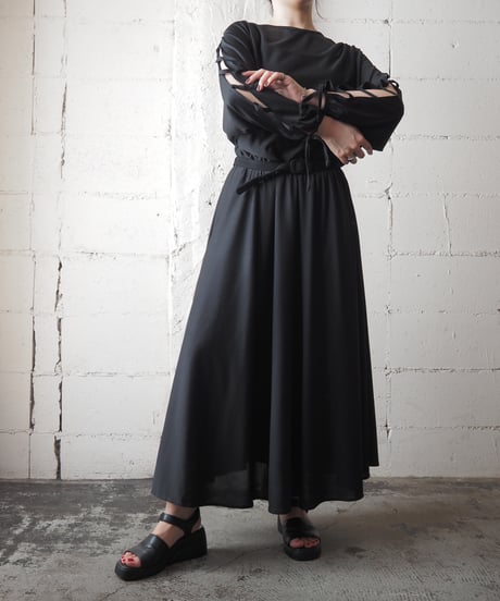 Design Sleeve Collarless Dress BK