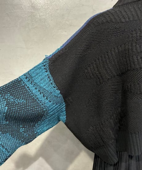 DIESEL Crashed Design Cropped Knit BL PUR BK