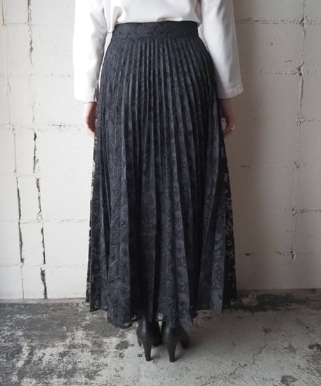 1980's Pleated Lace Long Skirt BK