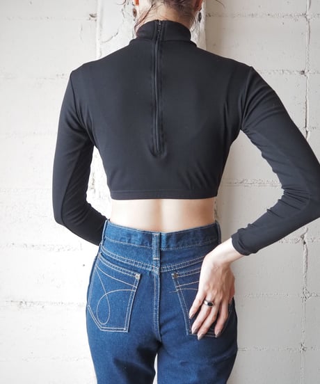 Back Zip Cropped Cutsewn BK