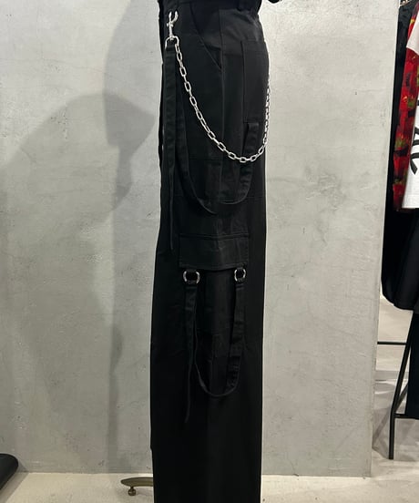 Wide Cargo Pants with Chain BK