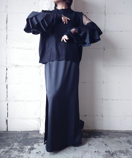 Seethrough Tiered Sleeve Knit BK