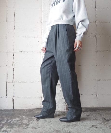 Stripe Tuck Pants GR