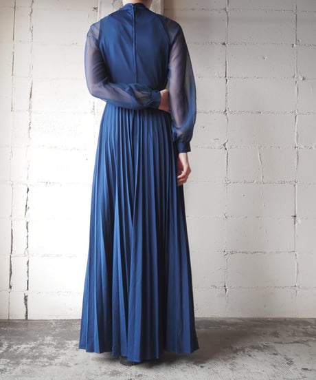 1970’s USA Pleated Skirt Sheer Sleeve Dress NV