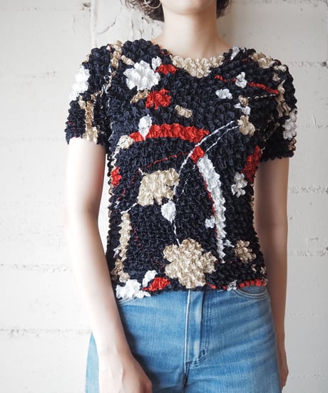 Flower Pattern Popcorn Tops NVBUR