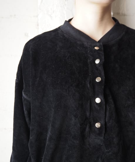 Velour Snap Button Pullover BK