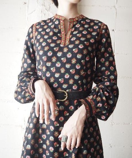 Flower Pattern L/S Drest BKRE